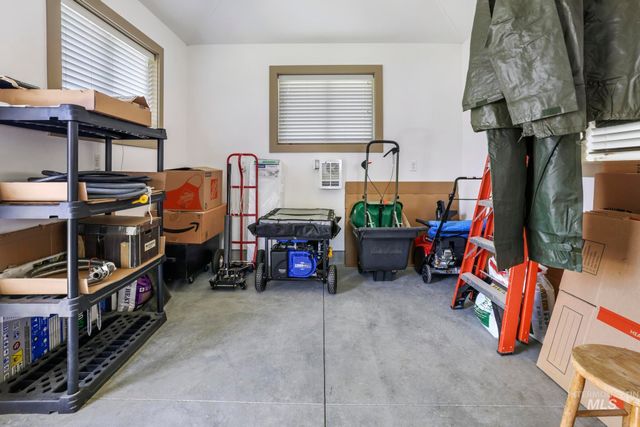 600 Sun Terrace Dr, Twin Falls, ID 83301