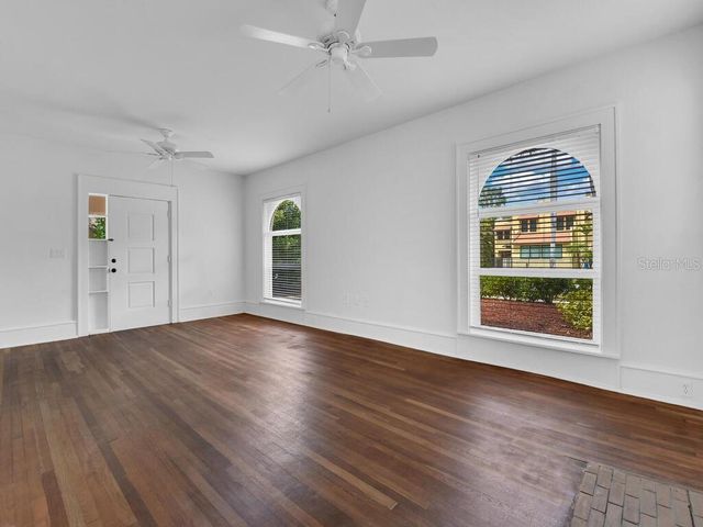 1446 POINCIANA AVENUE, Fort Myers, FL 33901