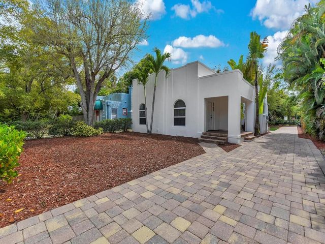 1446 POINCIANA AVENUE, Fort Myers, FL 33901