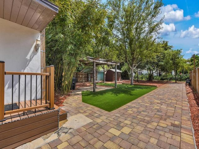 1446 POINCIANA AVENUE, Fort Myers, FL 33901