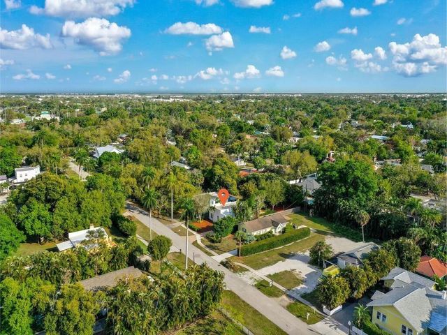 1446 POINCIANA AVENUE, Fort Myers, FL 33901