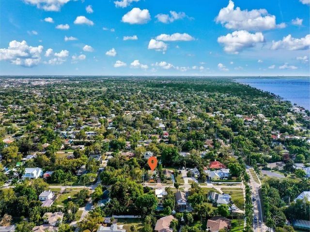 1446 POINCIANA AVENUE, Fort Myers, FL 33901