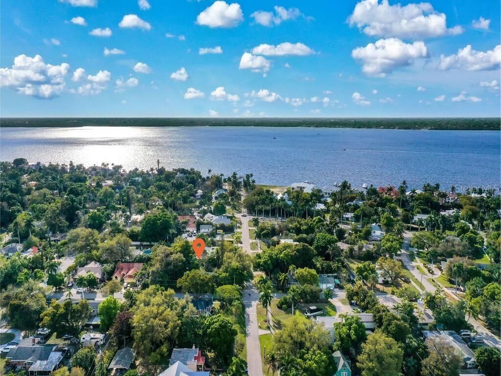 1446 POINCIANA AVENUE, Fort Myers, FL 33901