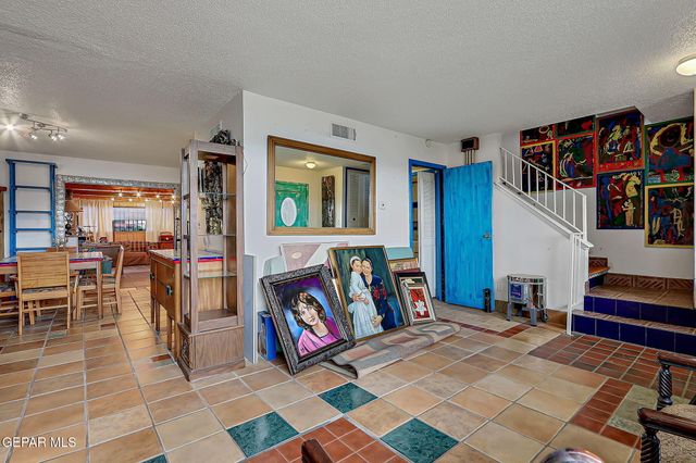 284 MARICOPA Drive, El Paso, TX 79912