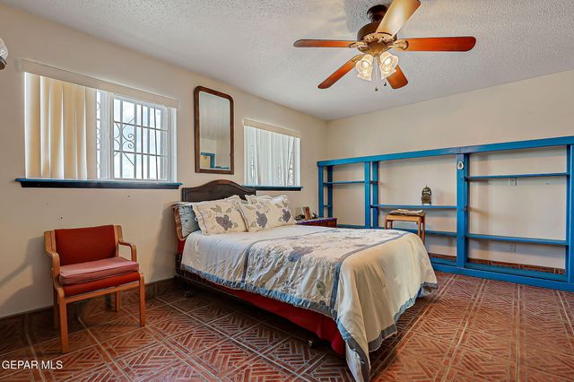 284 MARICOPA Drive, El Paso, TX 79912