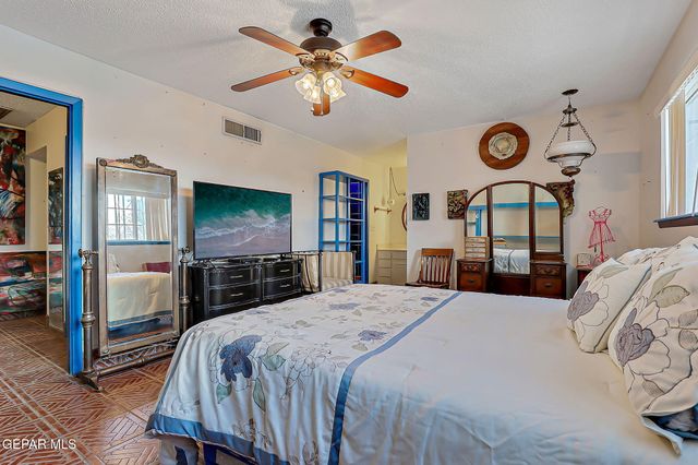 284 MARICOPA Drive, El Paso, TX 79912