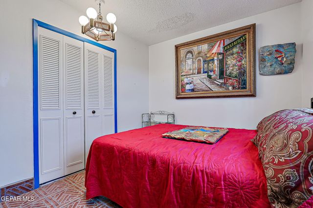 284 MARICOPA Drive, El Paso, TX 79912