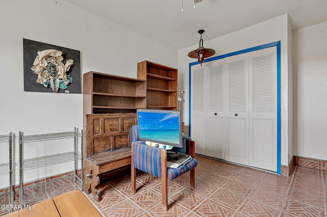 284 MARICOPA Drive, El Paso, TX 79912