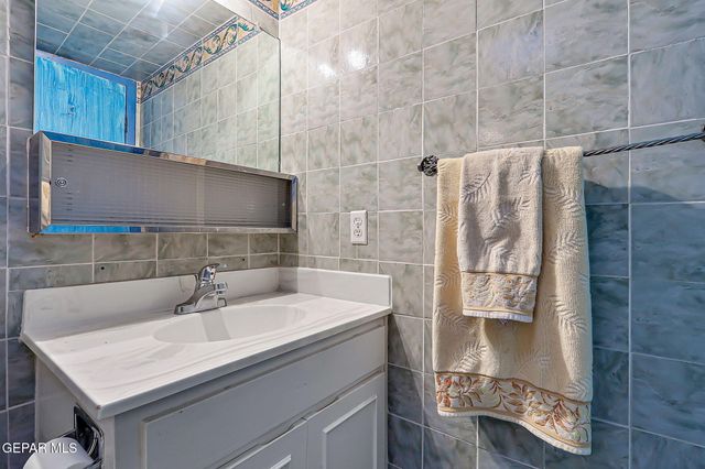 284 MARICOPA Drive, El Paso, TX 79912