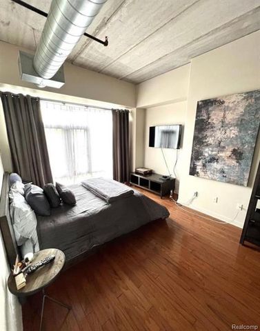 101 Curry 606, Royal Oak, MI 48067