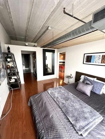 101 Curry 606, Royal Oak, MI 48067