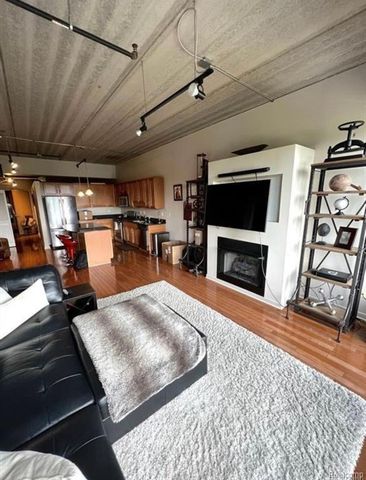 101 Curry 606, Royal Oak, MI 48067