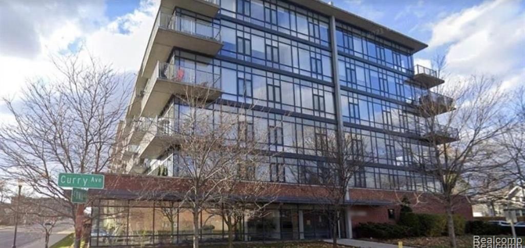 101 Curry 606, Royal Oak, MI 48067