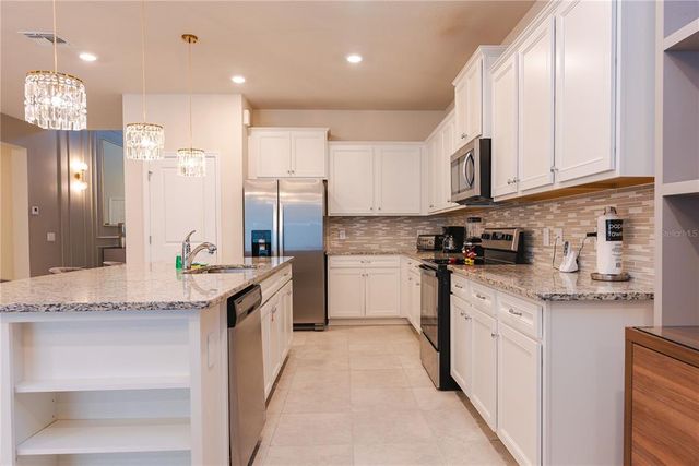 2123 LELANI CIRCLE, Davenport, FL 33897