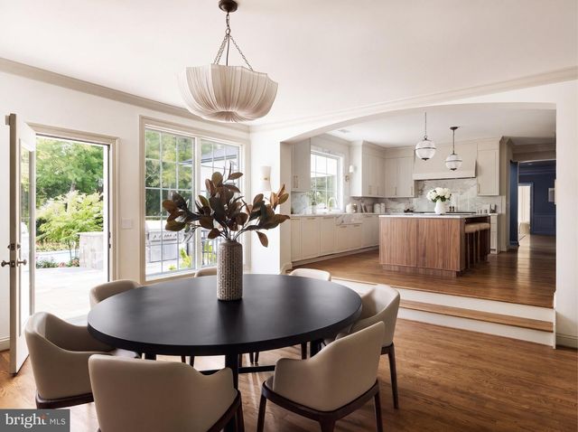 8901 DURHAM DR, Potomac, MD 20854