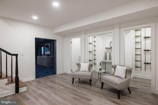 8901 DURHAM DR, Potomac, MD 20854