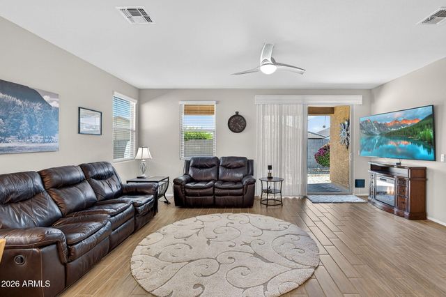 18467 W CARLOTA Lane, Surprise, AZ 85387