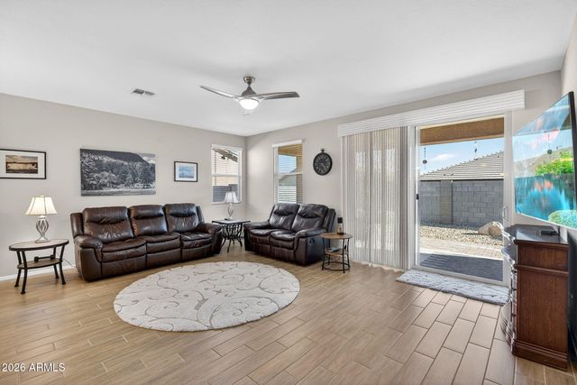 18467 W CARLOTA Lane, Surprise, AZ 85387