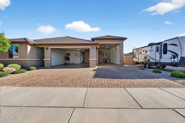 18467 W CARLOTA Lane, Surprise, AZ 85387