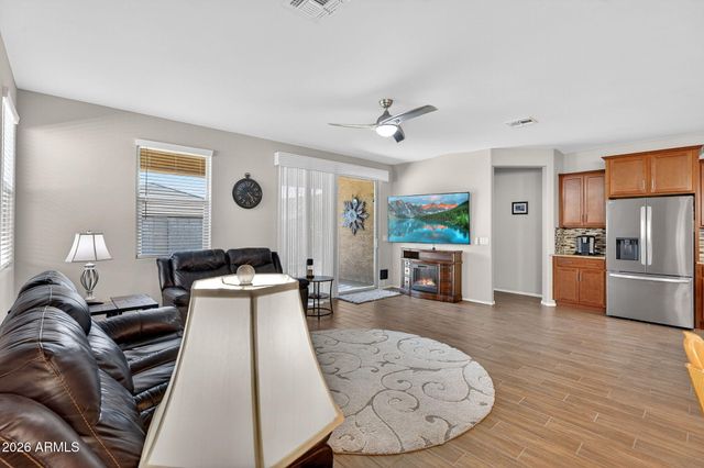 18467 W CARLOTA Lane, Surprise, AZ 85387