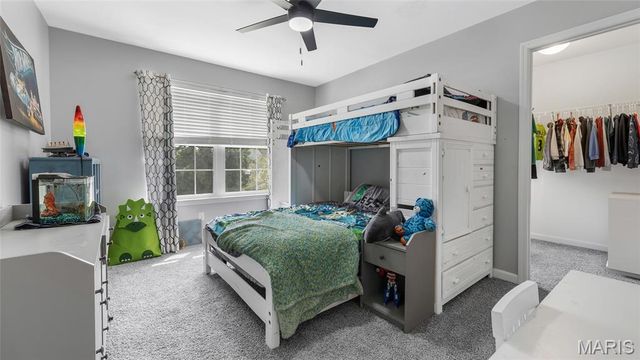 125 Pine Needle Drive, Wentzville, MO 63385