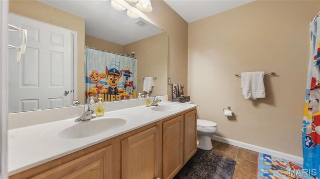 125 Pine Needle Drive, Wentzville, MO 63385