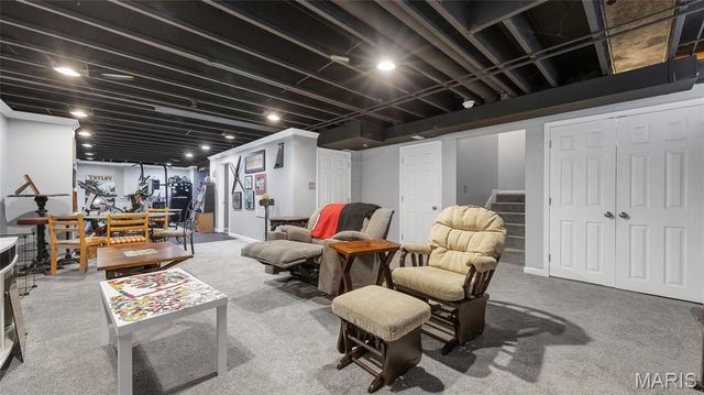 125 Pine Needle Drive, Wentzville, MO 63385