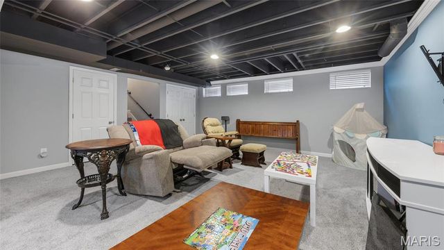 125 Pine Needle Drive, Wentzville, MO 63385