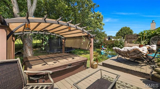 125 Pine Needle Drive, Wentzville, MO 63385