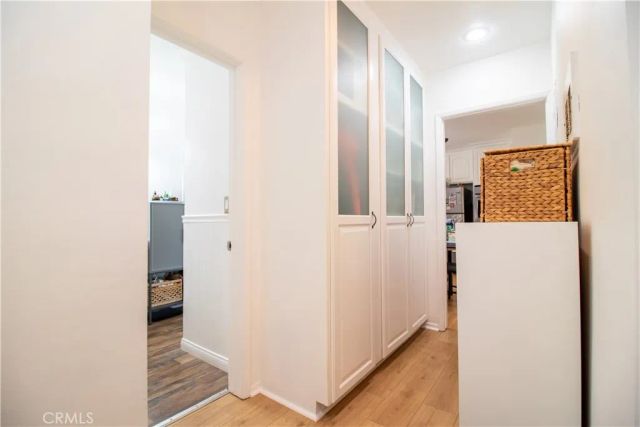 418 E Harvard F, Burbank, CA 91501