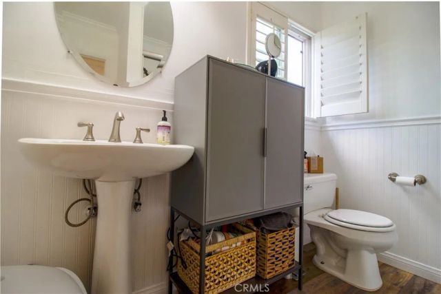 418 E Harvard F, Burbank, CA 91501