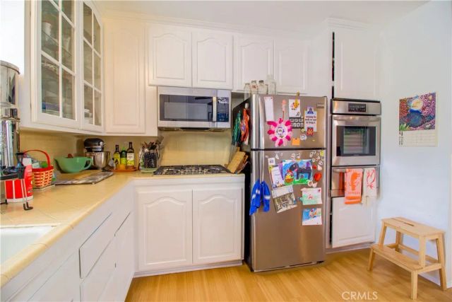 418 E Harvard F, Burbank, CA 91501