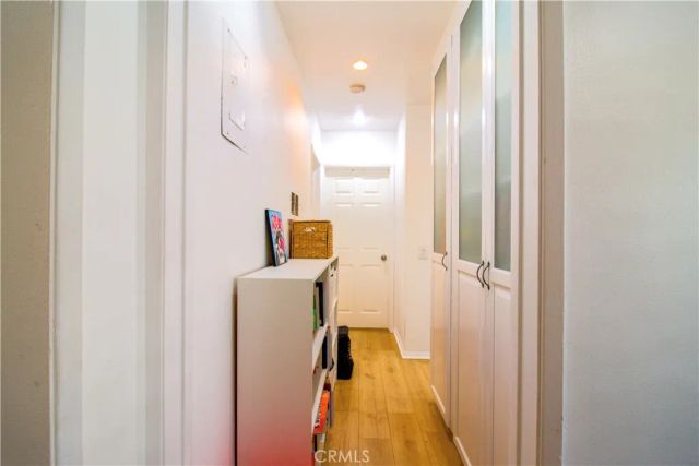 418 E Harvard F, Burbank, CA 91501