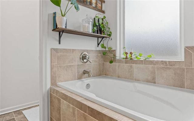 130 Ballance Farms DR, Moyock, NC 27958