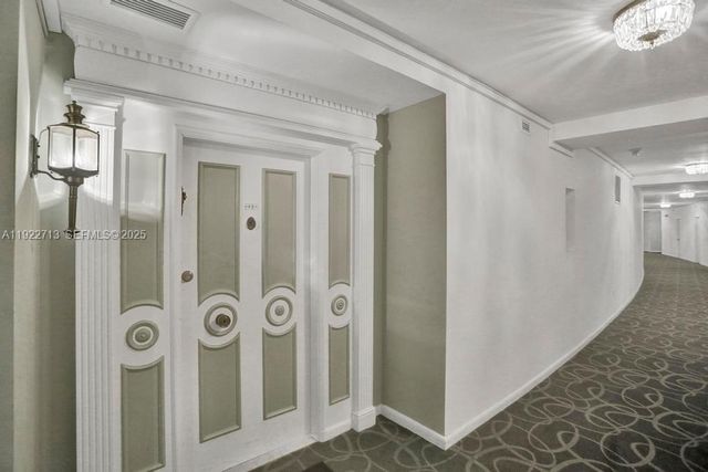 5255 Collins Avenue 5D, Miami Beach, FL 33140
