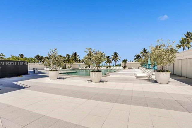 5255 Collins Avenue 5D, Miami Beach, FL 33140