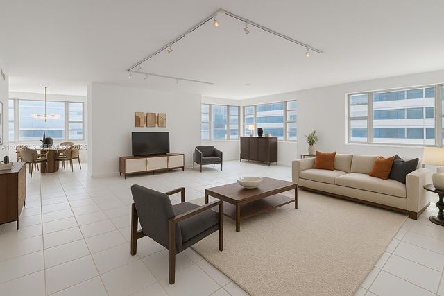 5255 Collins Avenue 5D, Miami Beach, FL 33140