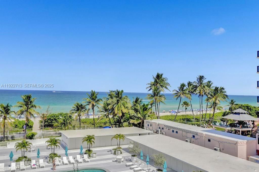 5255 Collins Avenue 5D, Miami Beach, FL 33140