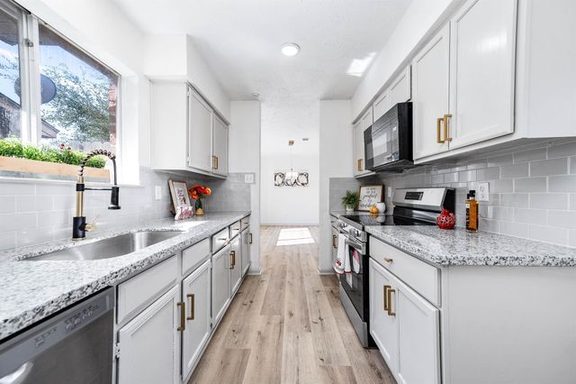 11427 Valarno Drive, Houston, TX 77066