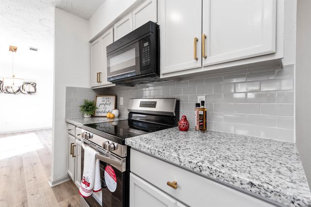 11427 Valarno Drive, Houston, TX 77066