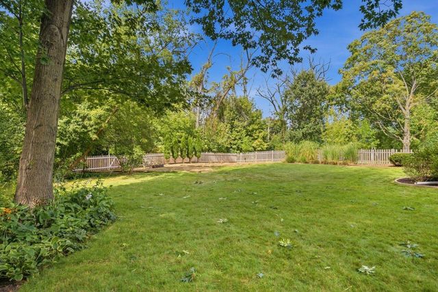 7431 N Boyd WAY, Milwaukee, WI 53217