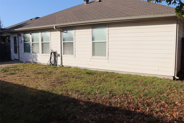 1216 Morning Dove, Aubrey, TX 76227