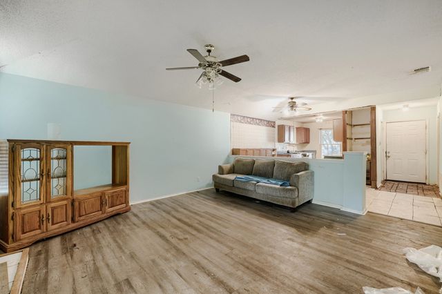 4811 Abbott Avenue, Arlington, TX 76018