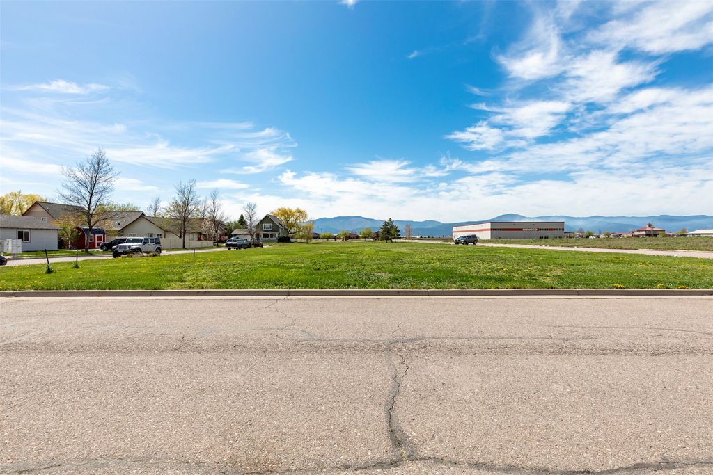 4830 Kendrick Place, Missoula, MT 59808 photo 2