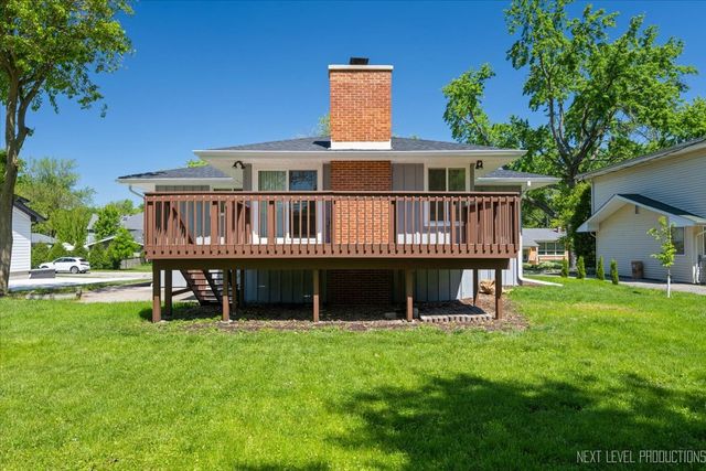230 Elmwood Drive, Naperville, IL 60540