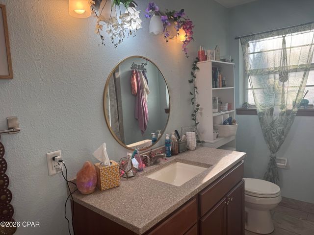 226 Highway 77, Chipley, FL 32428