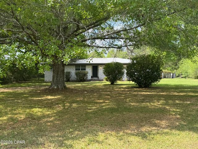 226 Highway 77, Chipley, FL 32428
