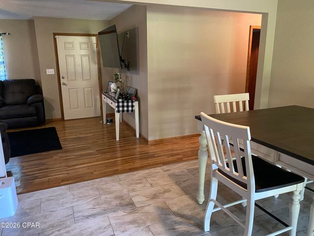 226 Highway 77, Chipley, FL 32428