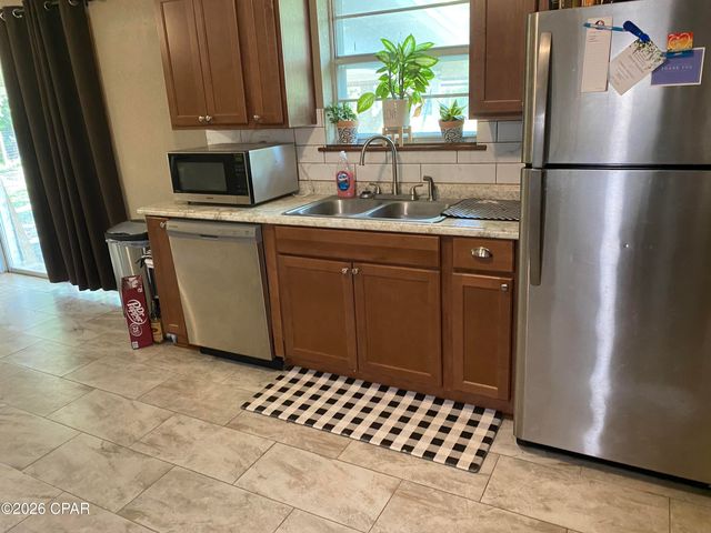 226 Highway 77, Chipley, FL 32428