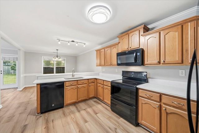 5392 SHETLAND TRAIL CV, Arlington, TN 38002